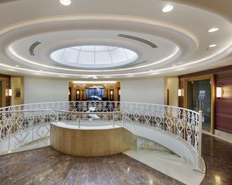 Alba Resort Hotel - Side - Lobby