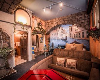 Anniversary Inn - 5th South - סולט לייק סיטי - לובי