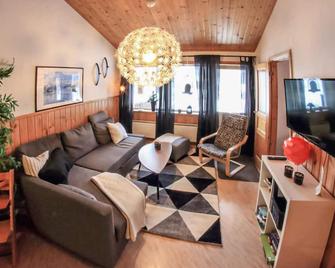 Gorgeous home in Sysslebäck with sauna - Sysslebäck - Sala de estar