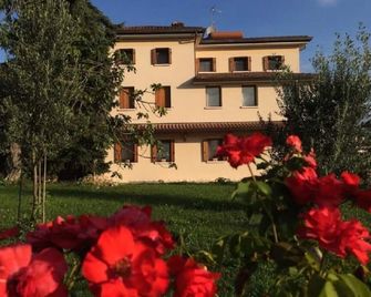 B&B Mirò - Pieve di Soligo - Gebouw