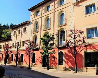 Hostal Montsoliu - Arbúcies - Bâtiment