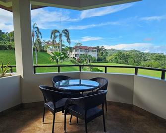 Ocean View 3rd Floor Condo - 1B/1B, Private, Gated Community - Ciudad Cortés - Balcón