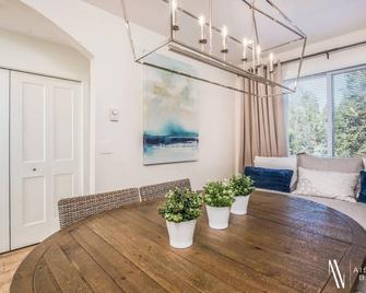 Cherished Memories | Indoor Pool/Hot Tub | Beach - Windermere - Sala de estar