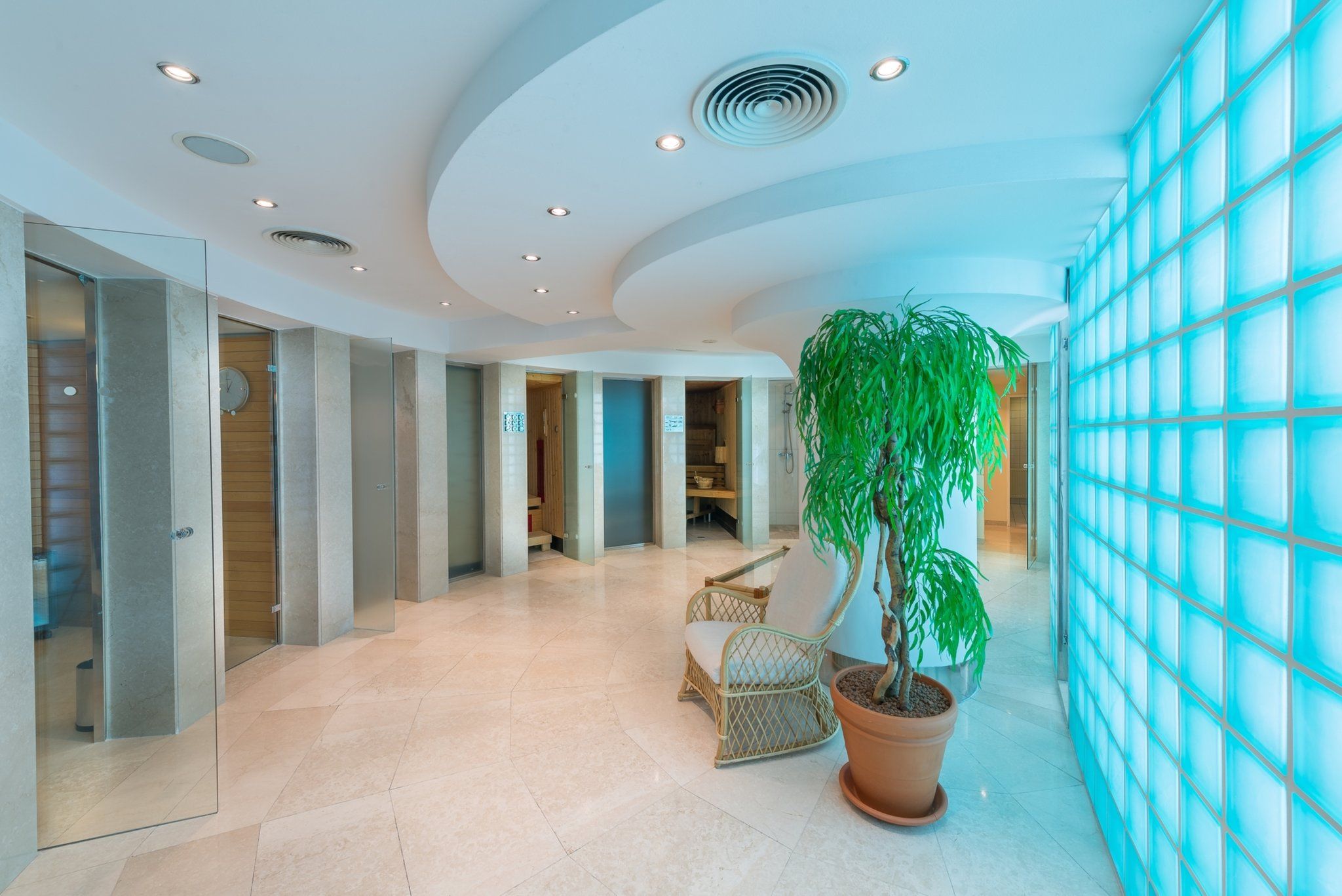 Hallway view of K+K Hotel Opera Budapest