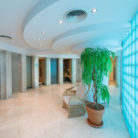 Hallway view of K+K Hotel Opera Budapest