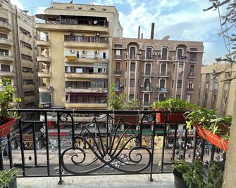 Sufi House Hostel - Cairo - Balcony