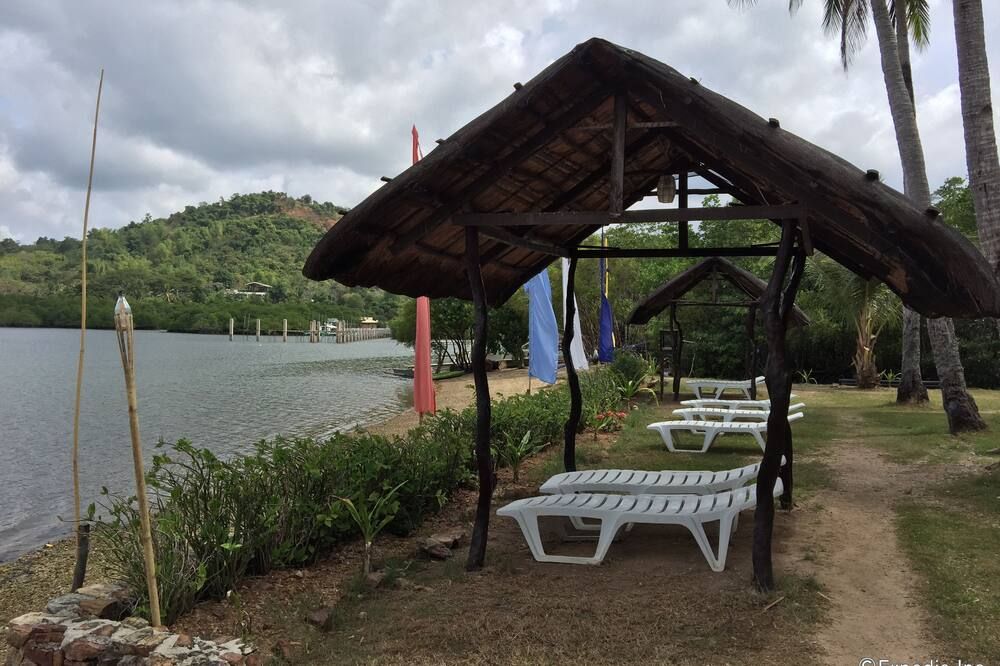 Discovery Island Resort