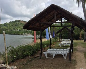 Discovery Island Resort - Coron - Patio