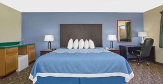 Days Inn by Wyndham North Platte - North Platte - Bedroom