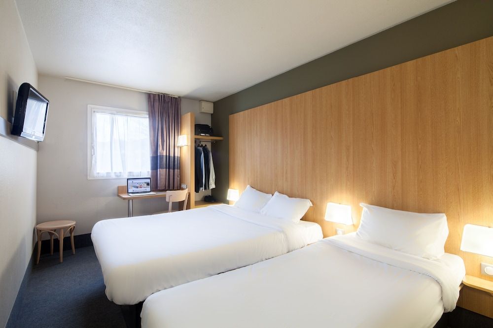 B&B HOTEL La Rochelle Beaulieu Puilboreau