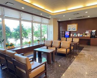 Hotel Route-Inn Omaezaki - Omaezaki - Salónek