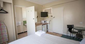 Corio Bay Motel - Geelong - Bedroom