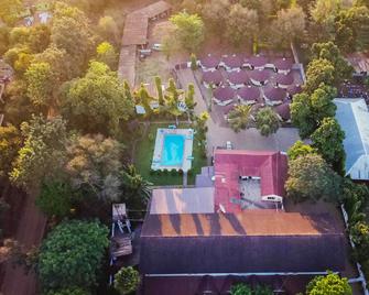 Keys Hotel - Moshi - Edificio