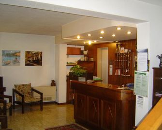 Bridge Hotel - Bagni di Lucca - Reception