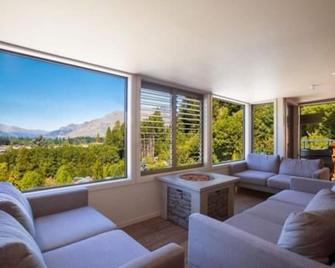 Reavers Lodge - Queenstown - Salon