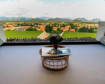 Luang Prabang View Hotel - Luang Prabang - Balcony