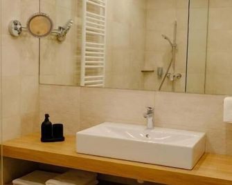 Kiraly Park Hotel - Szombathely