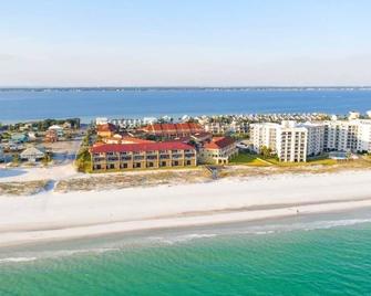 Beautiful Townhouse on the Sugar White Sands of Pensacola Beach, Fla - Pensacola Beach - Strand