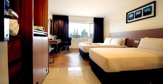 Hotel Pudu Plaza Kuala Lumpur - Kuala Lumpur - Bedroom