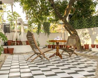 The Nook Home - Gorgeous two storied house in Kaloor - We offer the best . - Ernakulam - Patio