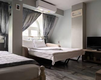 Jeweller Hotel - Russe - Schlafzimmer