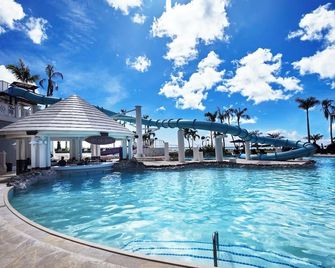 Kensington Hotel Saipan - Garapan - בריכה