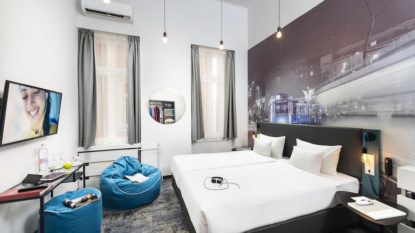 Three Corners Hotel Anna