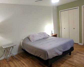 Wonderful Upper Unit, 2-bedroom home in North Pole Duplex - North Pole - Habitación
