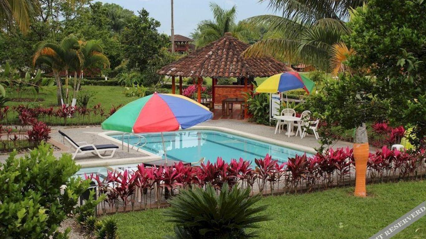 Hotel Campestre Los Tucanes