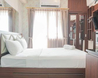 Modern Studio at Green Pramuka City Apartment - Yakarta - Habitación