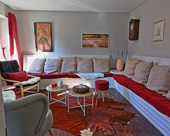 10-bett-haus Schneider Kätchen - Ferienhaus Vulkaneifel - Deudesfeld - Huiskamer