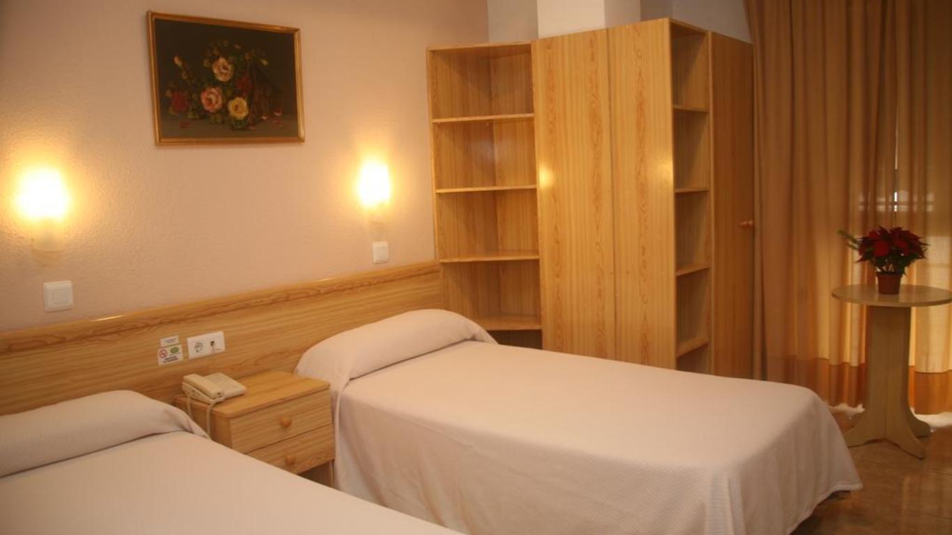 Hostal El Altet