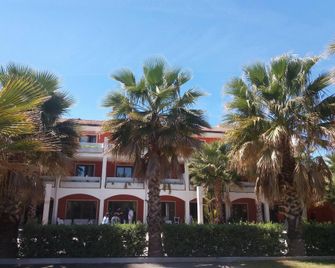 Prince Franklyn Hotel - Castellabate - Gebouw