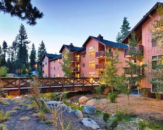 Your Ultimate Condo Resort Get Away at Lake Tahoe - Zephyr Cove - Vista del exterior