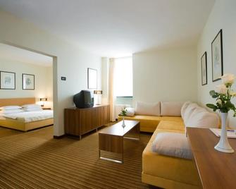 Hotel Laguna Zagreb - Zagreb - Living room