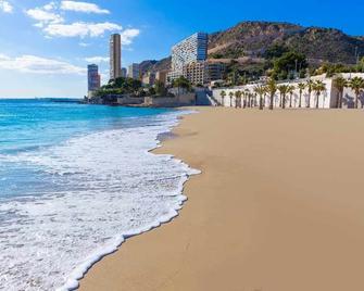 Apartment Sea Views And Precious Garden In Alicante - Alicante - Plage