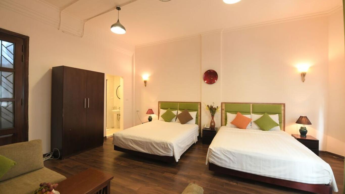 Old Quarter Family Hotel