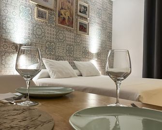Beatriz Charming Hostal - Torremolinos - Comedor