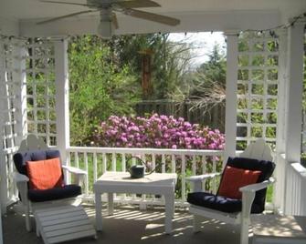 Modern Country Home -1 Mile Rhinebeck Village - Rhinebeck - Balcony