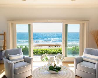 Rare Sea Bright Oceanfront Oasis, Steps to Beach! - Sea Bright - Sala de estar