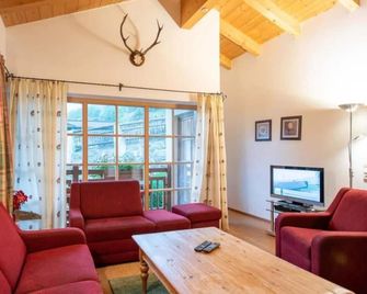 Charming Detached Chalet in Wald im Pinzgau - Wald Im Pinzgau - Obývací pokoj