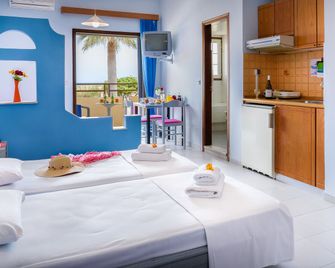 Louladakis Apartments - Kamisiana