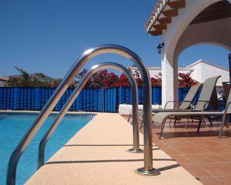 Detached Spanish Villa in Mountain Location, Air Con, WiFi - Pego - Pool