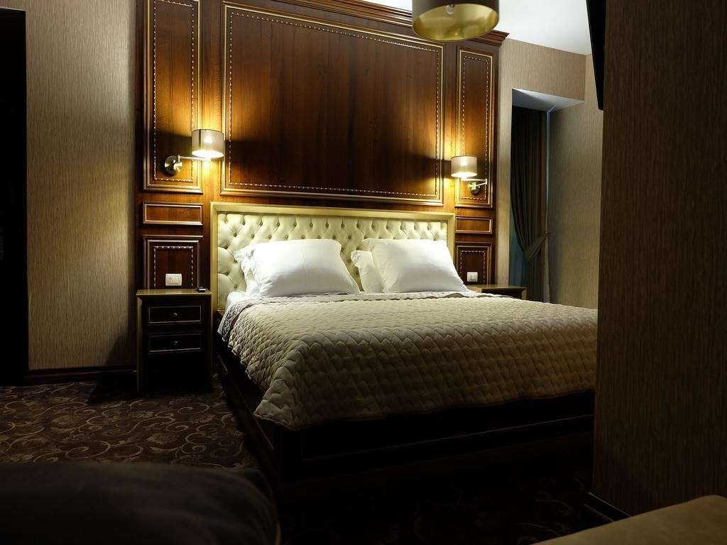 Rozafa Hotel - Szkodra - Sypialnia