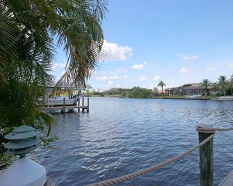 Villa Island House - schließen Sie die Augen und stellen Sie sich vor - Cape Coral - Außenansicht