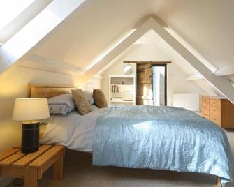 The Comedy - Chippenham - Bedroom