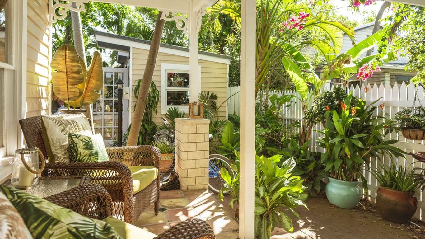 Andrews Inn & Garden Cottages