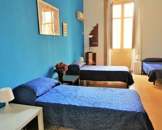 Jonathan Hostel & Guesthouse - Palermo - Schlafzimmer