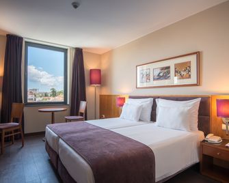 Vila Gale Opera Hotel - Lisbona