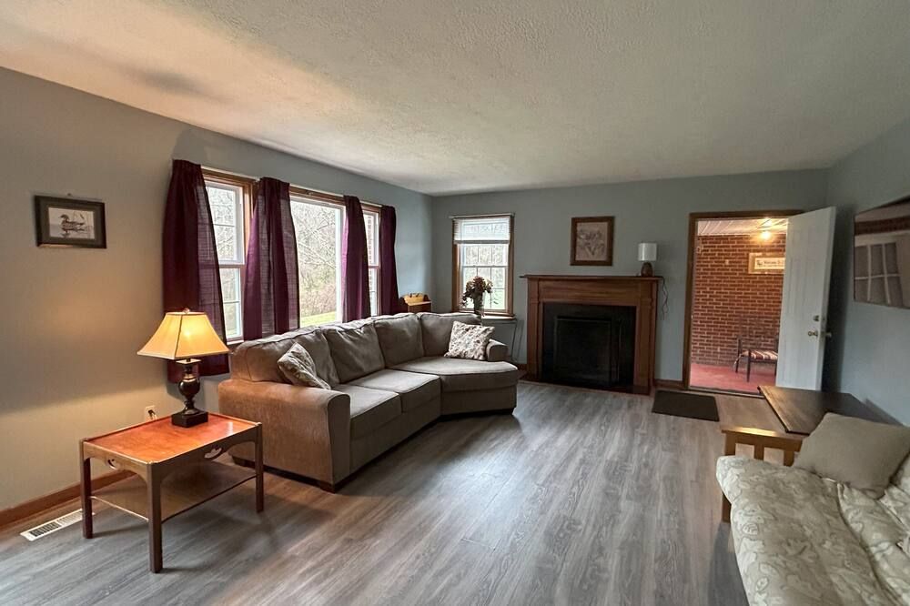 Charming House surrounded by woods, close to Windrock and Lake Norris - Rocky Top - Sala de estar